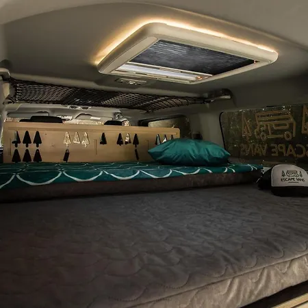 Escape Vans * Малага